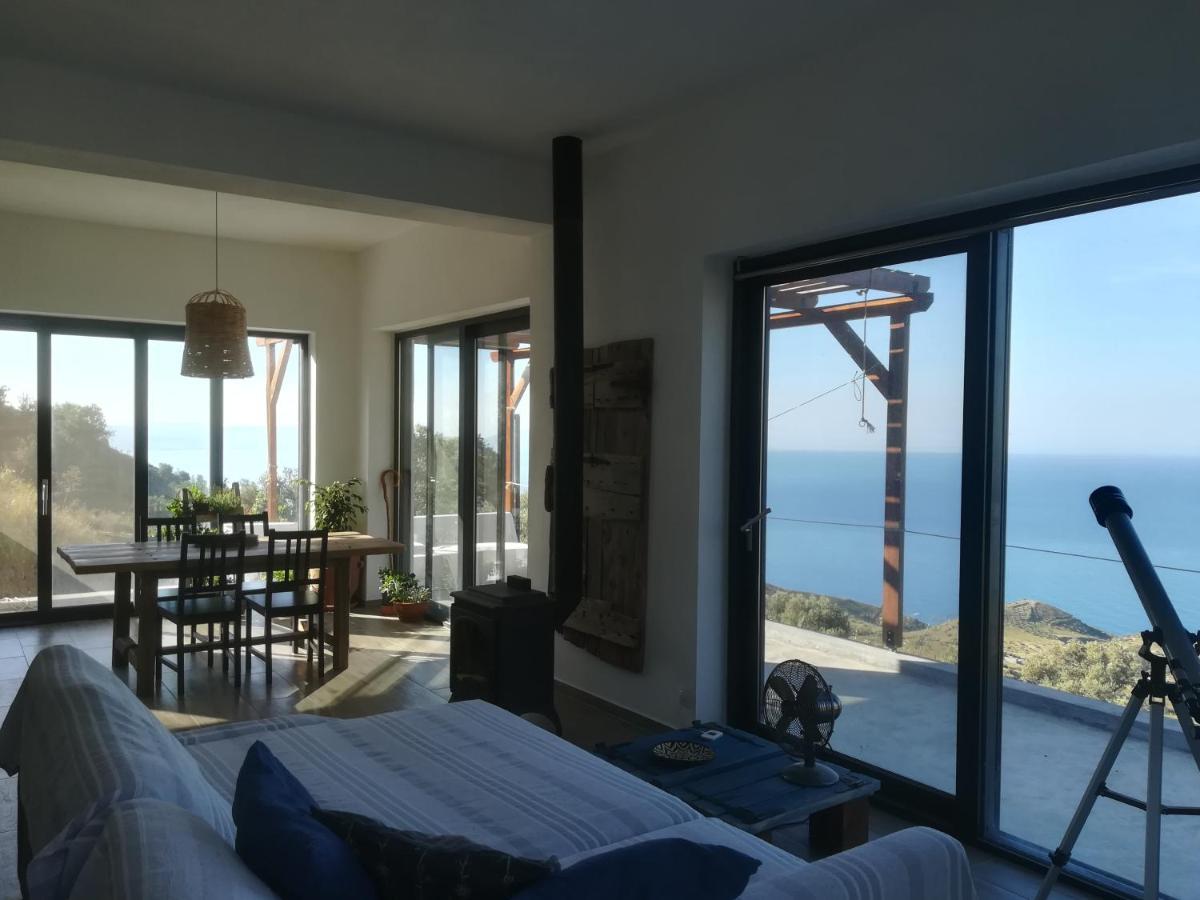 Sea Breeze Ecological Villa Agia Galini Exterior foto